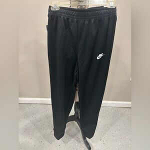 Nike Youth Unisex Black Logo Standard Fit Sweatpants, Size XL NWT